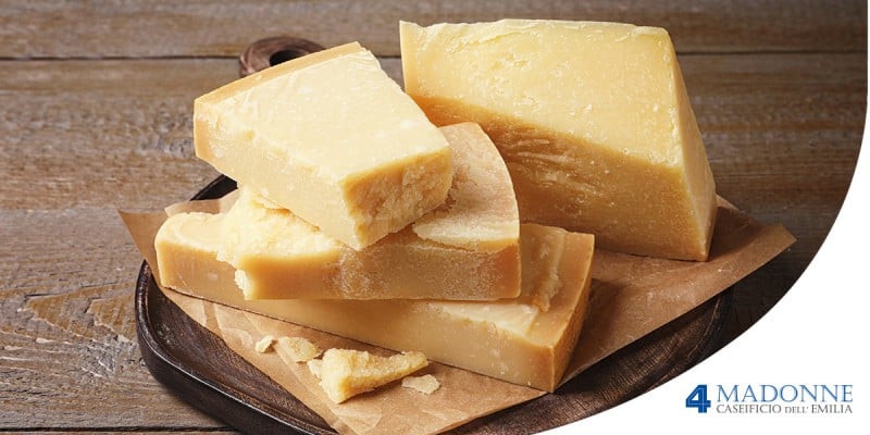 Parmigiano Reggiano Vacche Rosse e Parmigiano Reggiano tradizionale a confronto