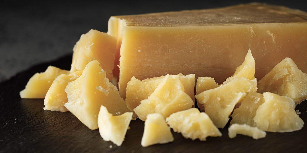 gustose scaglie di Parmigiano Reggiano
