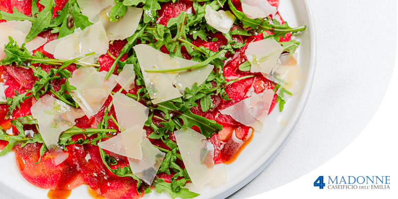 Come condire il carpaccio con Parmigiano Reggiano DOP